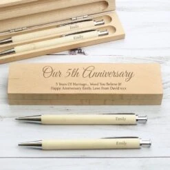 Personalised Wooden Pen And Pencil Box Set -Children's Peripheral Store personalised memento company p0111b25 wooden pen and pencil set 1